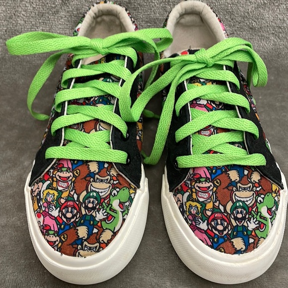 SUPER MARIO GROUND UP SNEAKERS - Picture 2 of 12